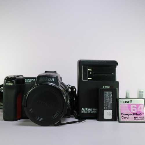 Nikon digital bridge camera - digital,