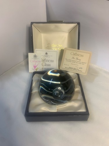 Caithness glass paperweight - caithness,