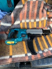 Makita 18v cordless auto feed