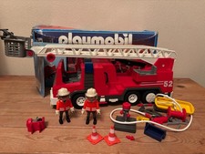 Playmobil FIRE ENGINE and
