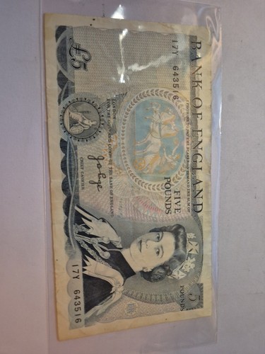 Old five pound note - £5,