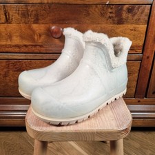 UGG Raincloud Natural