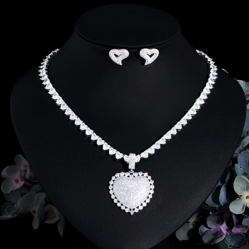 Bling heart cubic - cubic, zirconia