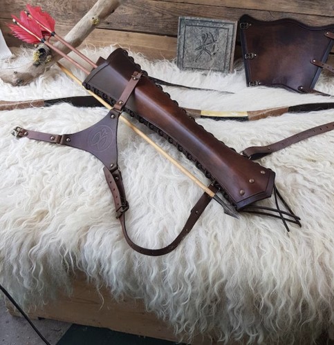 Leather quiver hand - hand, made