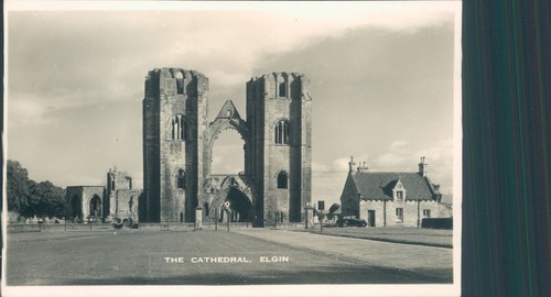 Real photo elgin cathedral - photo,