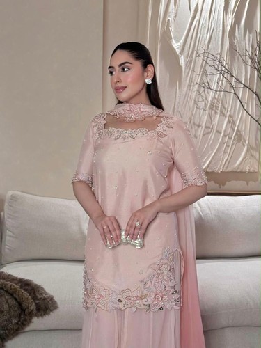 Salwar kameez pakistani indian - kameez,