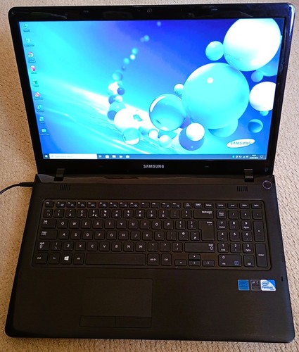 SAMSUNG*17.3"