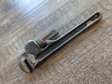 Vintage Pipemaster 8" The Erie