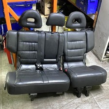 Middle Seat See Description