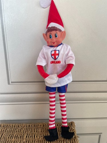 Elves behaving badly - elves,