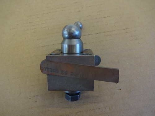 Small lathe toolpost