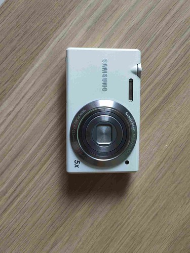 Samsung mv800 white flip - white,