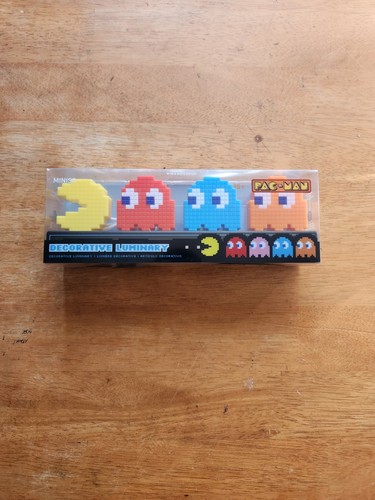 Pac man ghost - ghost, display