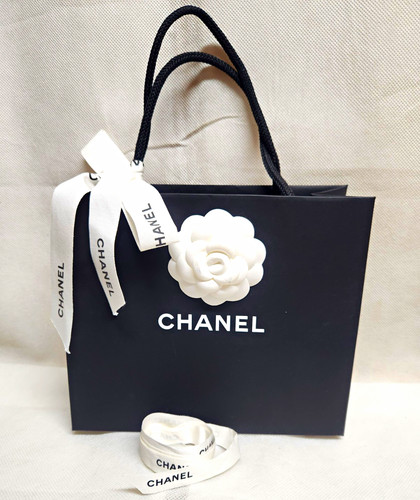Authentic chanel black paper - black,