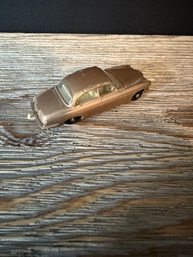 Matchbox jaguar mk10 - 28, sedan