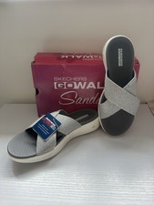 SKETCHERS ON THE GO 600