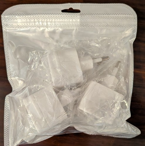 Travel plug adaptor type - adaptor,