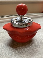Vintage Red Lips Ceramic