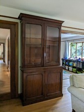 Rare & Beautiful Antique Georgian Mahogany Display Cabinet. C 1770