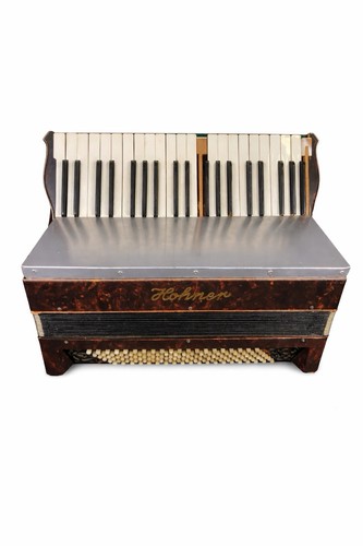 Hohner accordion 120 bass - accordion,