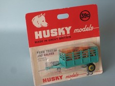 Husky 33 Farm Trailer with Calves Blue Blister Pack Farm Farming 70mm Toy Model