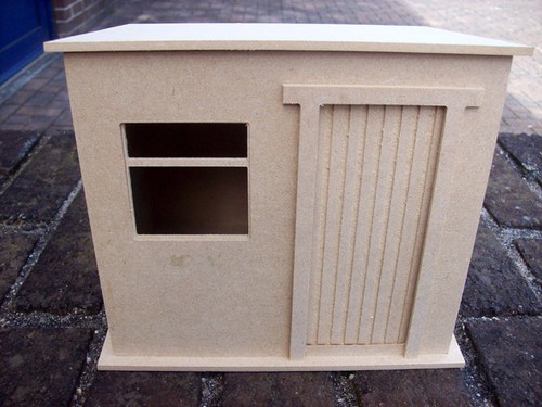 12th scale garden - 12th, shed