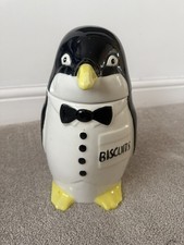 Retro Penguin Ceramic Biscuit