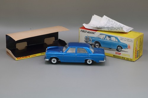 Dinky 160 mercedes benz 250 - dinky,