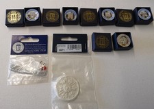 The Dolls House Emporium Collector's Plates & Accessories Bundle