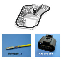 NEW GENUINE AUDI A4 B7 ESTATE O/S RIGHT REAR OUTER LIGHT BULB HOLDER REPAIR KIT