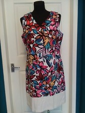 Peacocks Multicoloured Floral