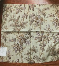 SCHUMACHER Brantwood Vine in