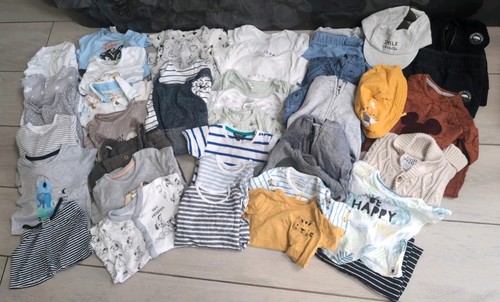 Month clothing bundle - 3-6,