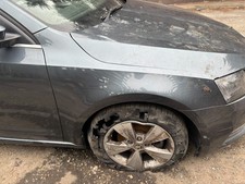 2017-2020 SKODA OCTAVIA MK3.5 FACELIFT DRIVER SIDE FRONT WING IN GREY LF7Y