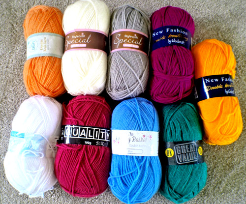 Job lot branded knitting - job,