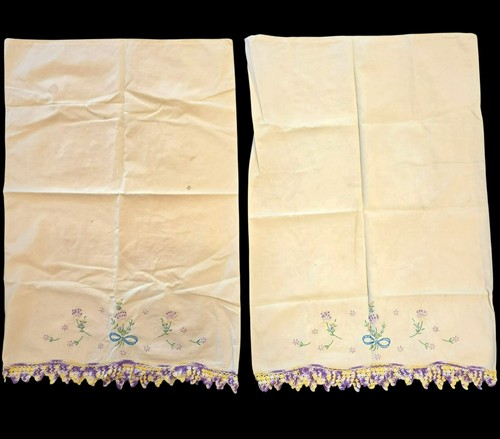 Vintage set hand embroidered - vintage,