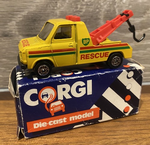 Corgi ford transit wrecker - wrecker, tow