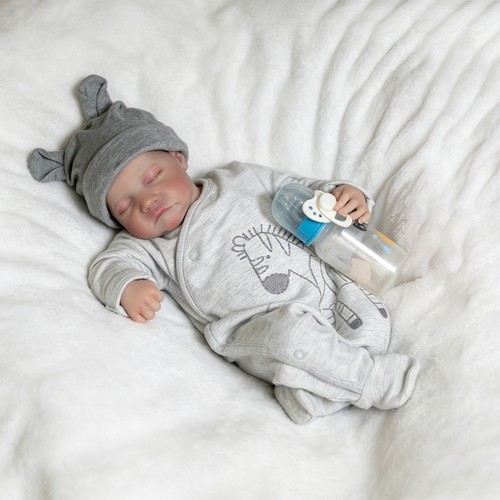 Realistic reborn baby - 18",