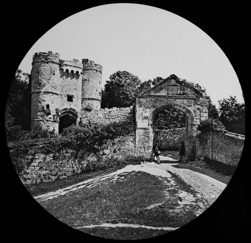 Carisbrook castle entrance - castle,