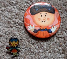 2 x Florence Pin Badges Bundle