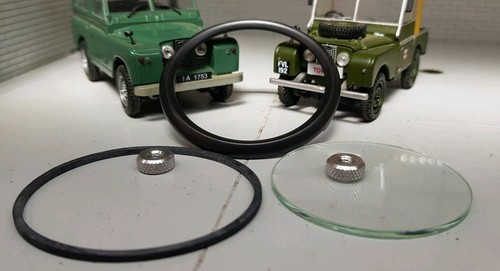 Land rover series smiths - 2,