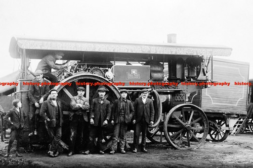 F015866 traction engine men - traction,