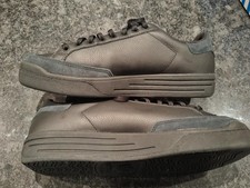 BNIB Adidas Originals Classic