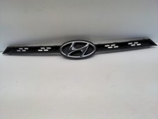 2016 HYUNDAI I20 FRONT BUMPER UPPER GRILLE WITH BADGE 86351-C8000 2015-2020