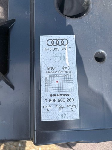 Audi 2010 undersear - 8p,