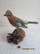 LARGE  RESIN  JAY  ORNAMENT SAT ON TREE STUMP      see description