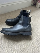 Fairfax and Favor Black