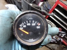 Vdo cels temperature gauge - temperature,