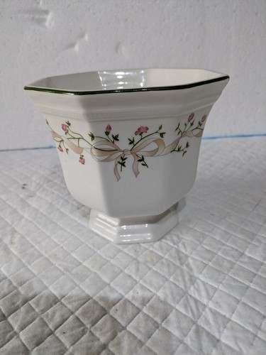Hexagonal planter plant pot - hexagonal,