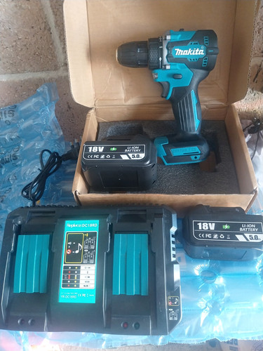 Makita 18v brushless drill set - drill,
